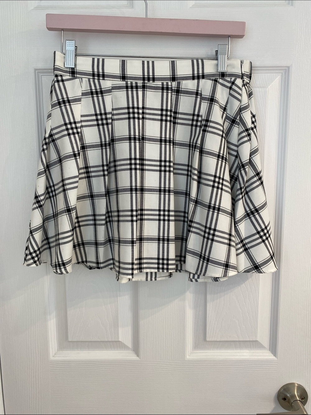 Garage Classic White and Black Plaid Skater Mini Pleated Skirt - Women Size M